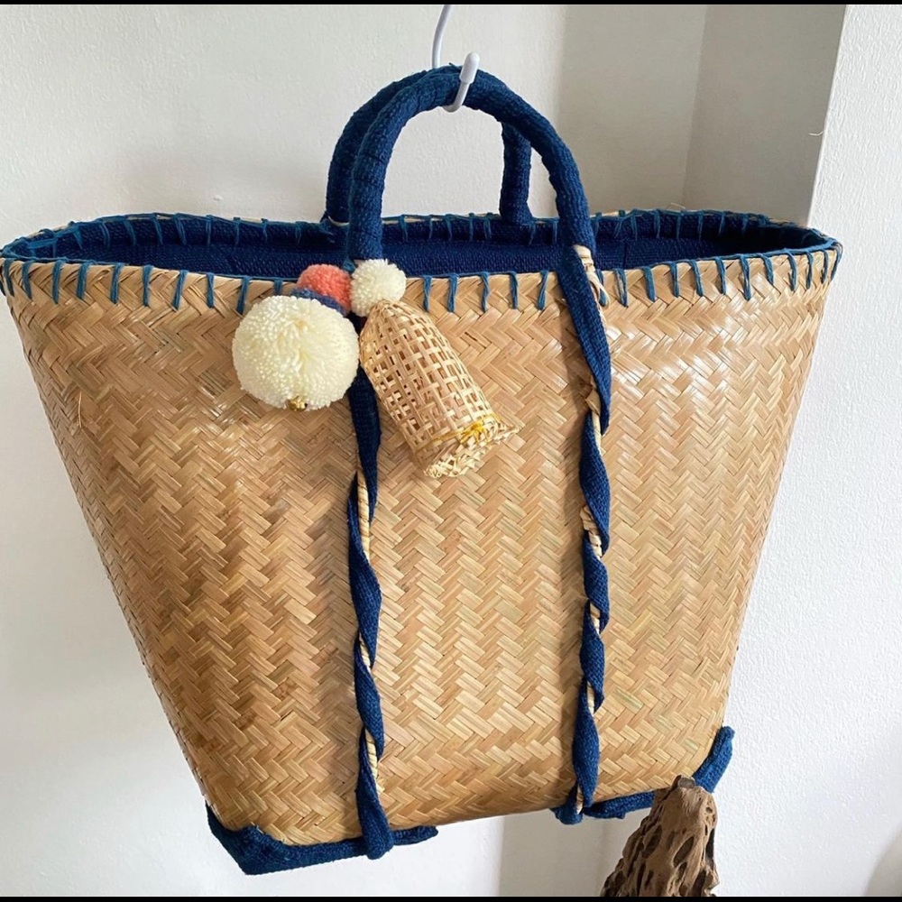 This is unique handmade Bali style.
I have only two left!